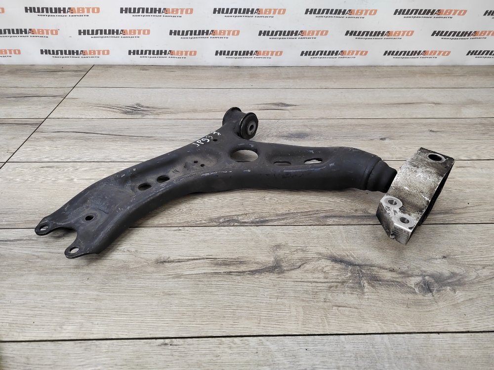 Рычаг передний нижний, 2000 рублей, Москва