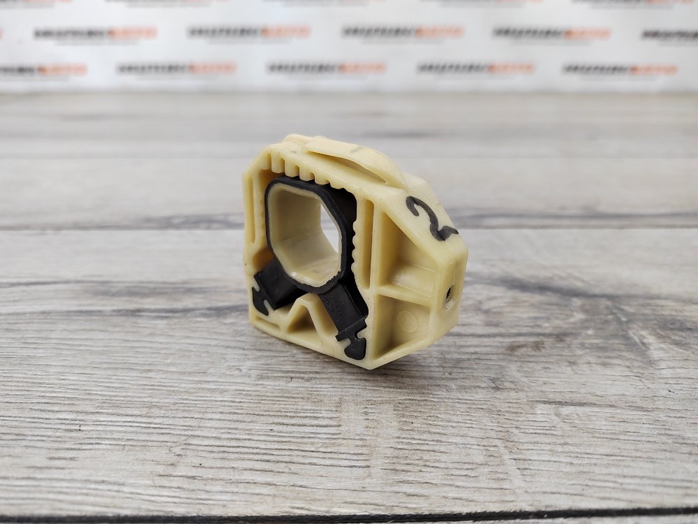 Крепление радиатора, 450 рублей, Москва