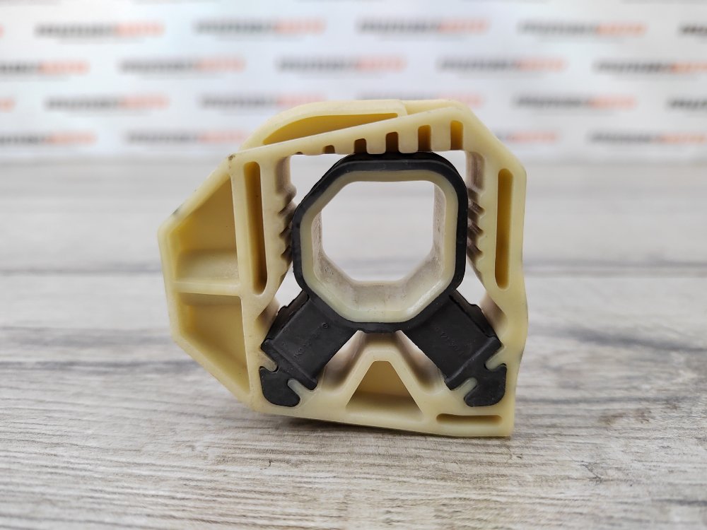 Крепление радиатора, 450 рублей, Москва