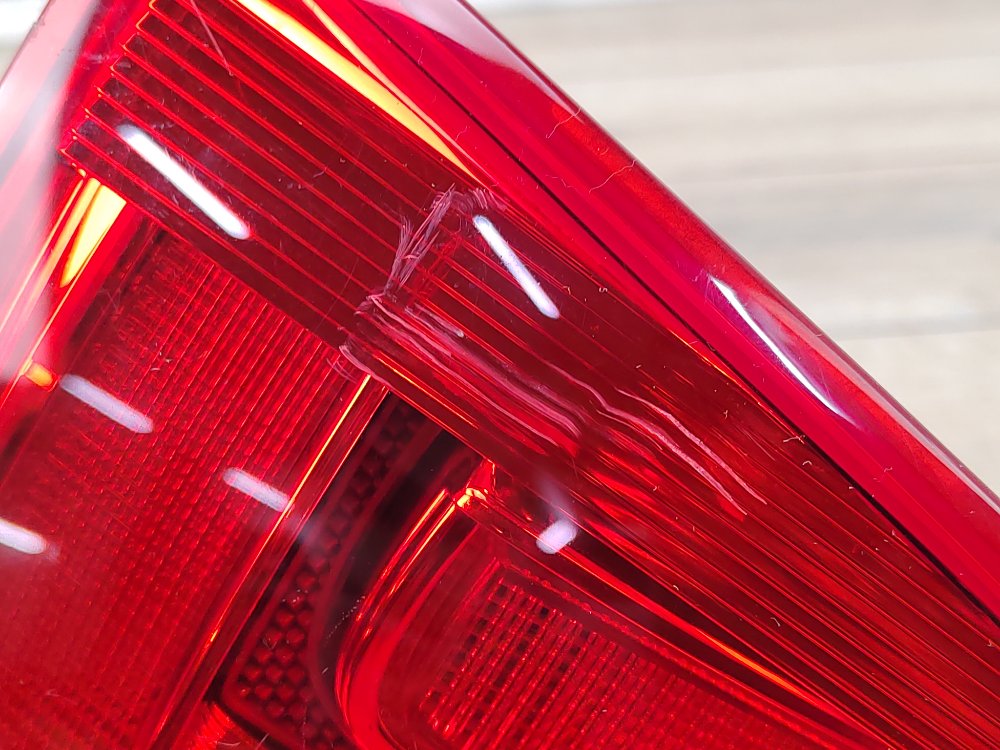 Фонарь в крышку багажника, 3000 рублей, Москва