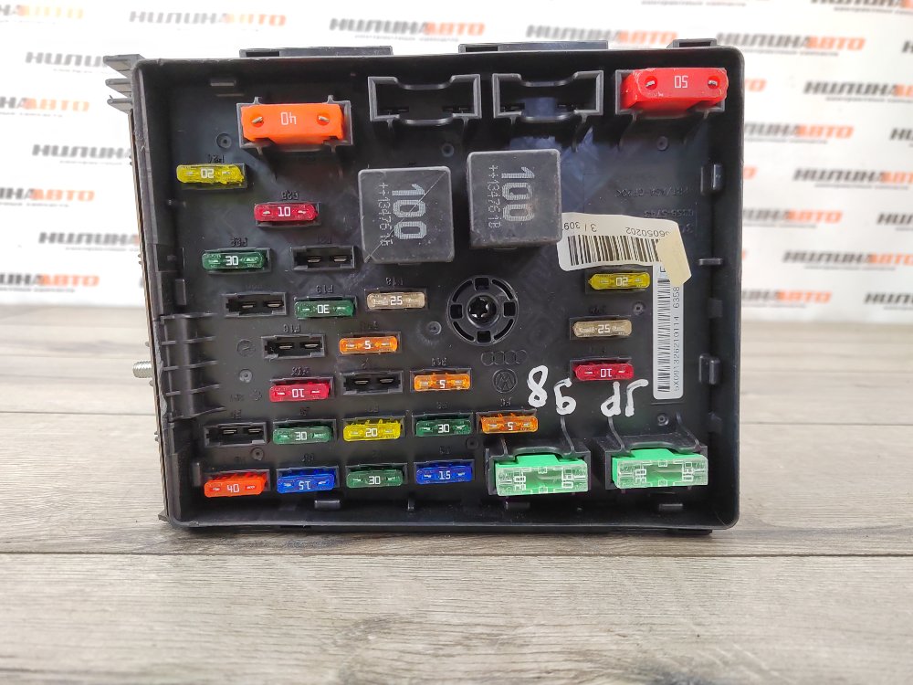 Блок предохранителей под капот, 2500 рублей, Москва