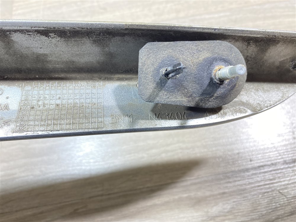 Накладка крышки багажника, 2000 рублей, Севастополь