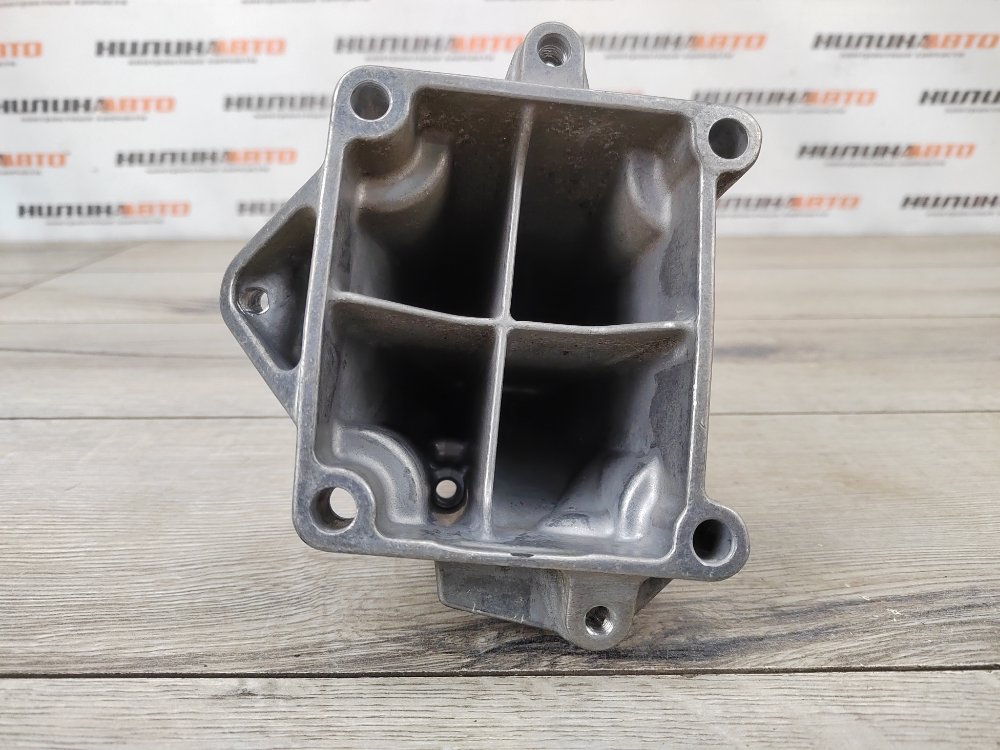 Кронштейн двигателя, 500 рублей, Москва