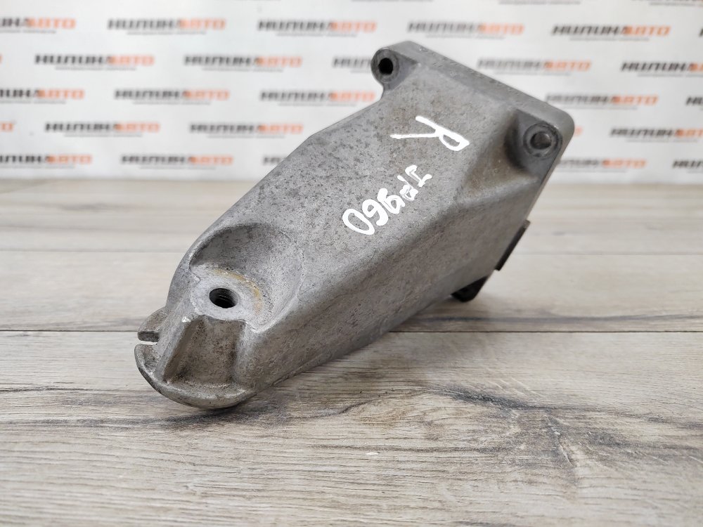 Кронштейн двигателя, 600 рублей, Москва