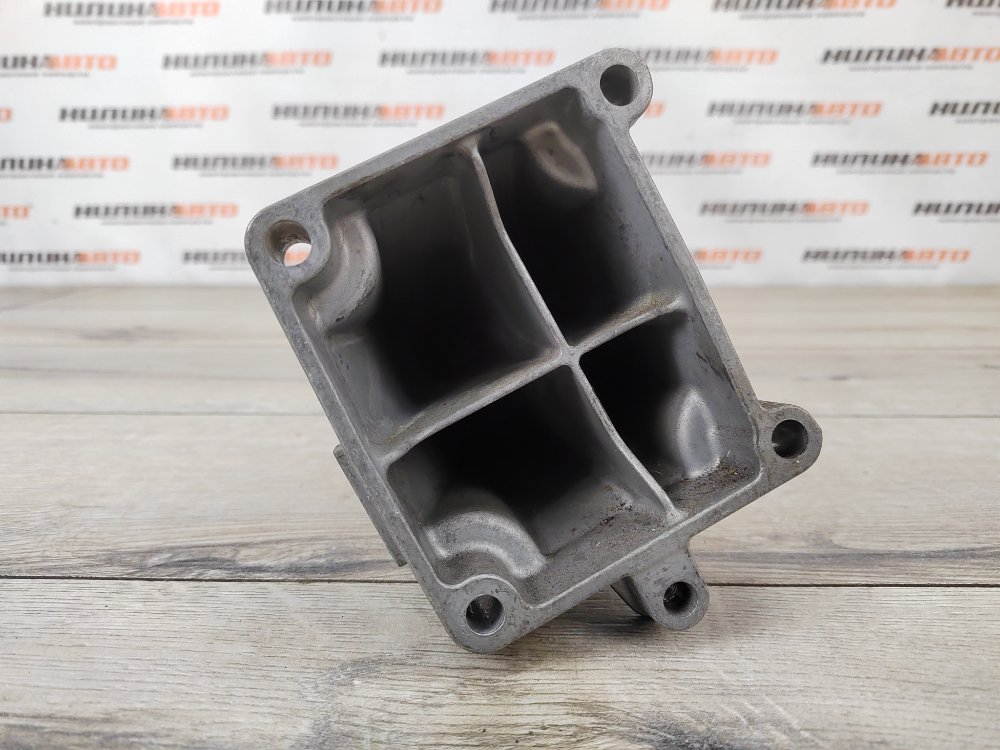 Кронштейн двигателя, 600 рублей, Москва