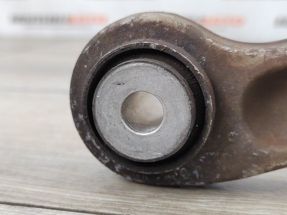 Рычаг задней подвески верхний, 700 рублей, Москва