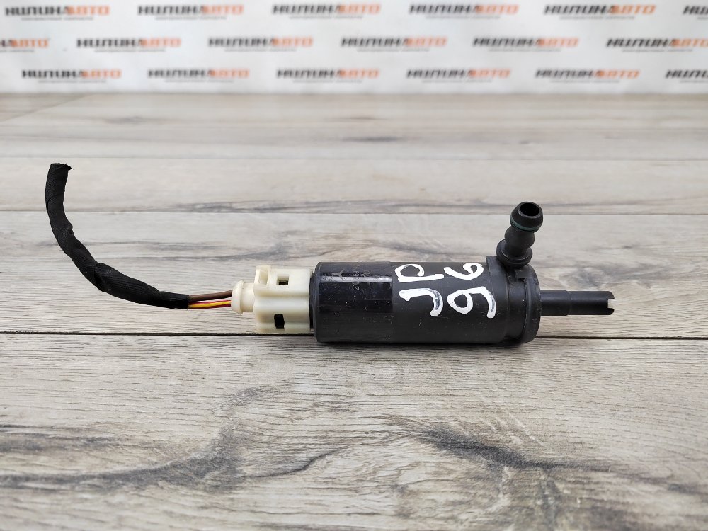 Насос омывателя фар, 800 рублей, Москва