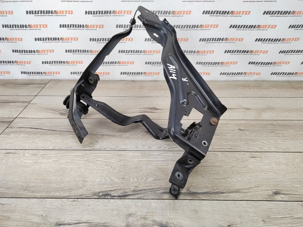 Кронштейн фары, 4200 рублей, Москва