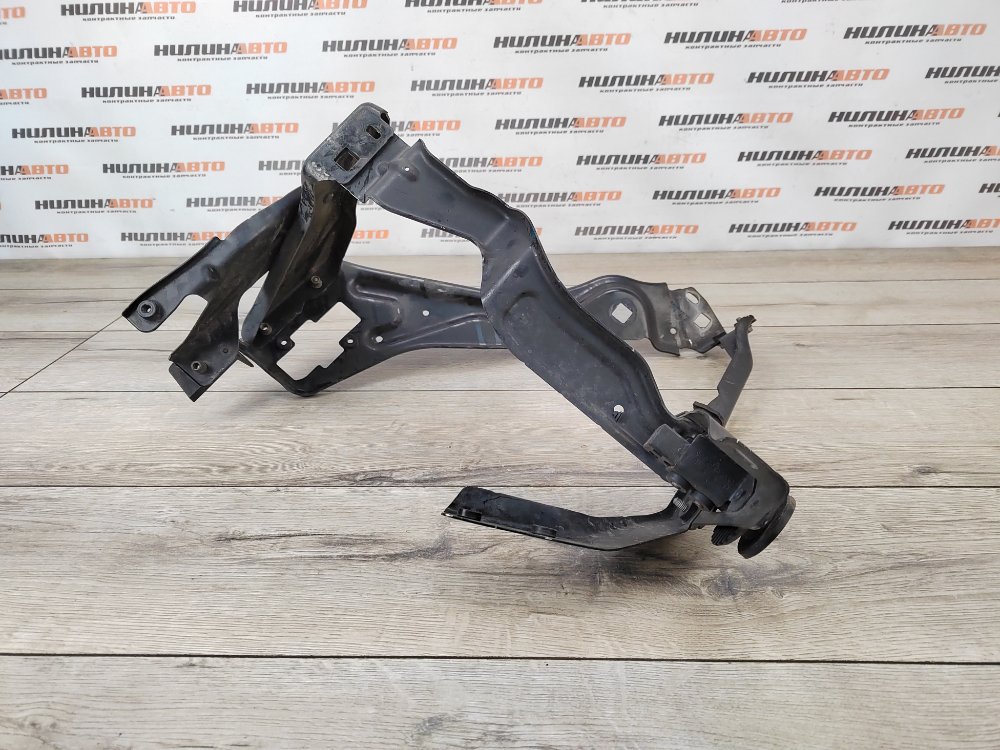 Кронштейн фары, 4200 рублей, Москва