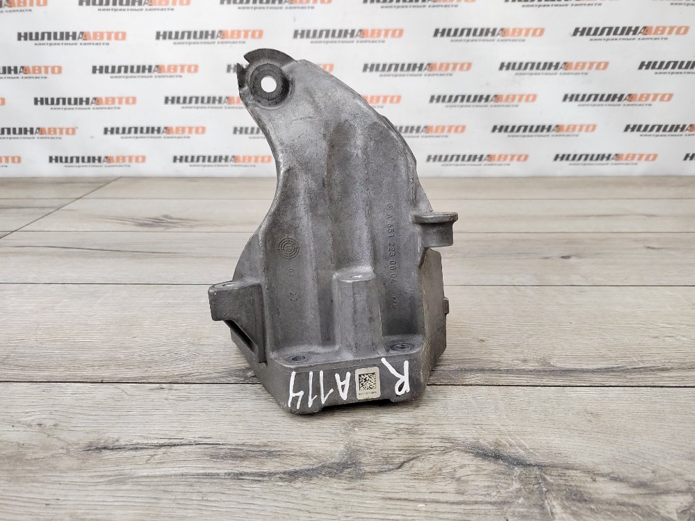 Кронштейн двигателя, 600 рублей, Москва