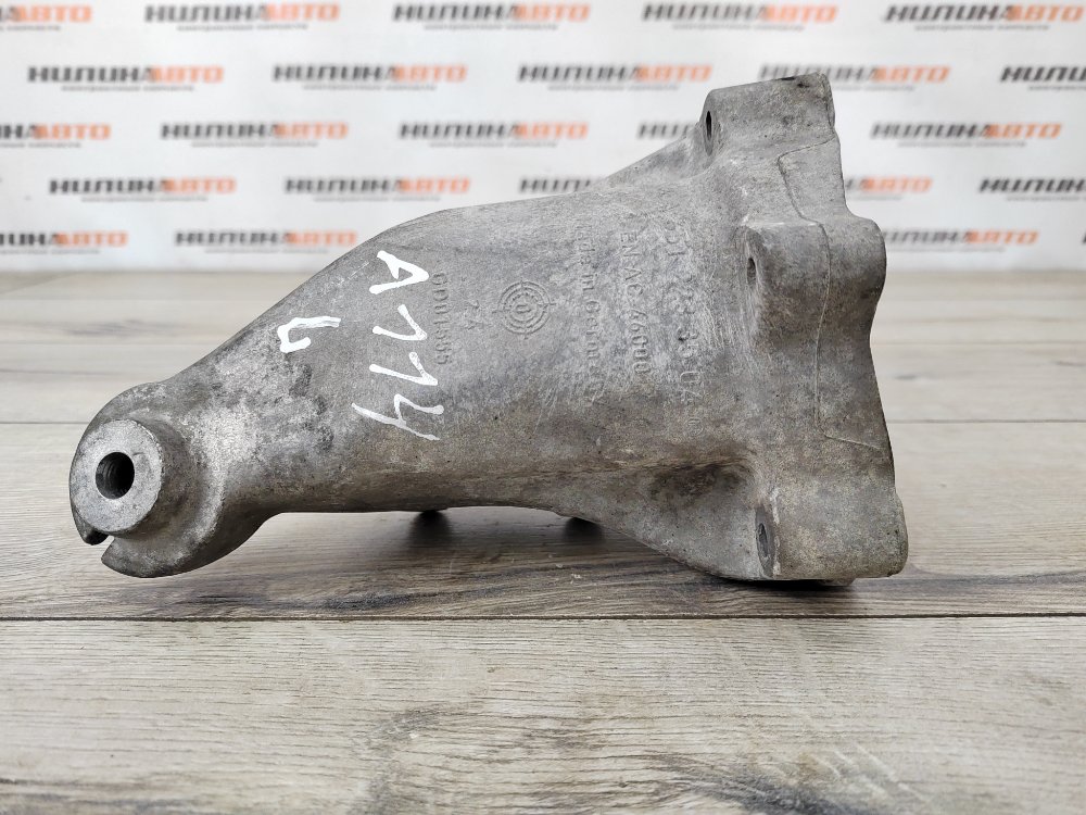 Кронштейн двигателя, 600 рублей, Москва