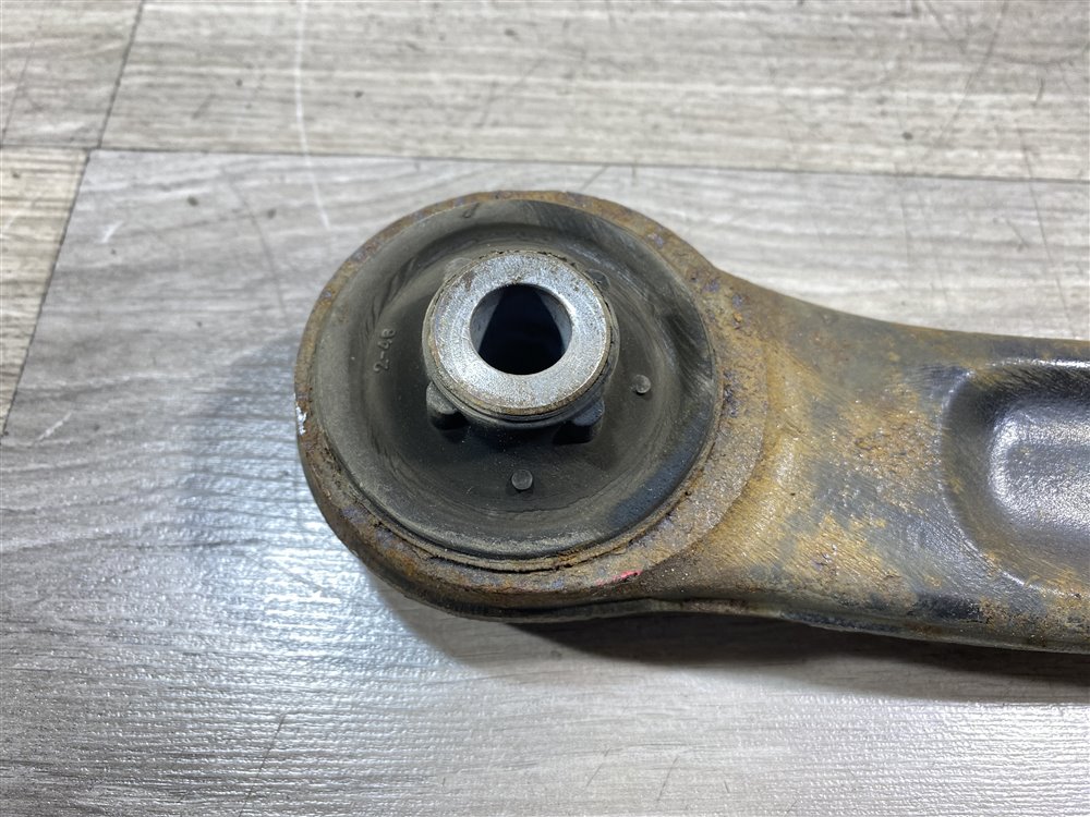 Рычаг передний нижний, 1500 рублей, Севастополь