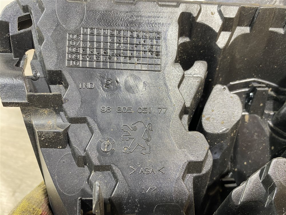 Эмблема, 2000 рублей, Севастополь