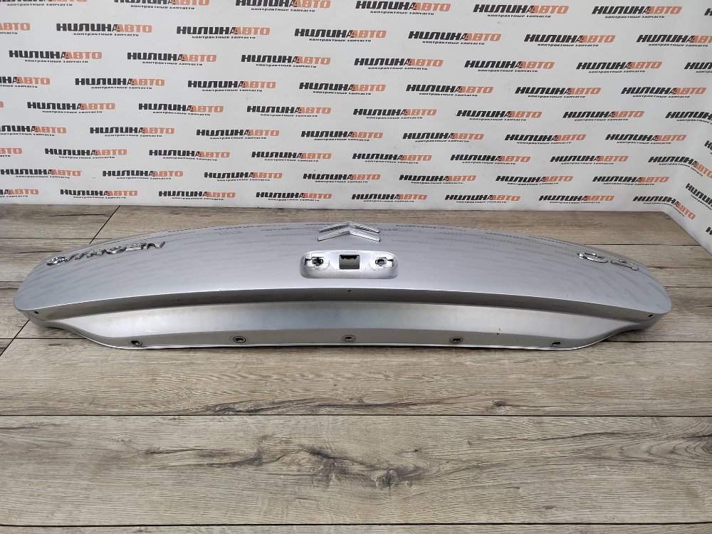 Накладка крышки багажника, 1200 рублей, Москва