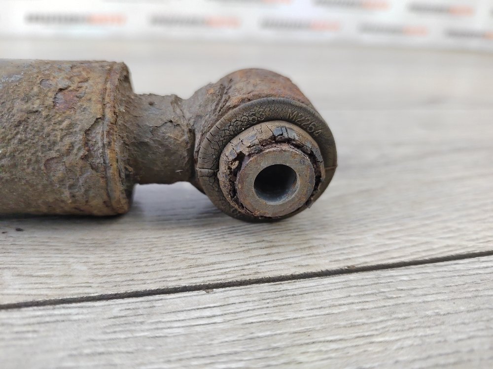 Амортизатор, 1500 рублей, Москва