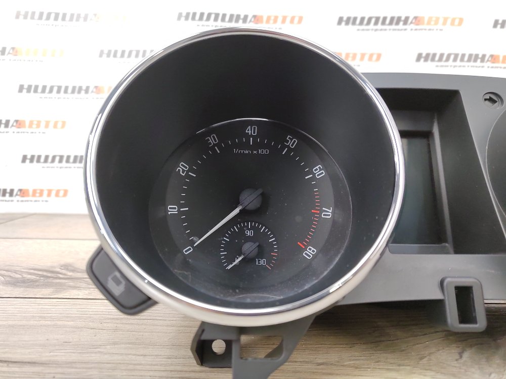 Панель приборов, 7000 рублей, Москва