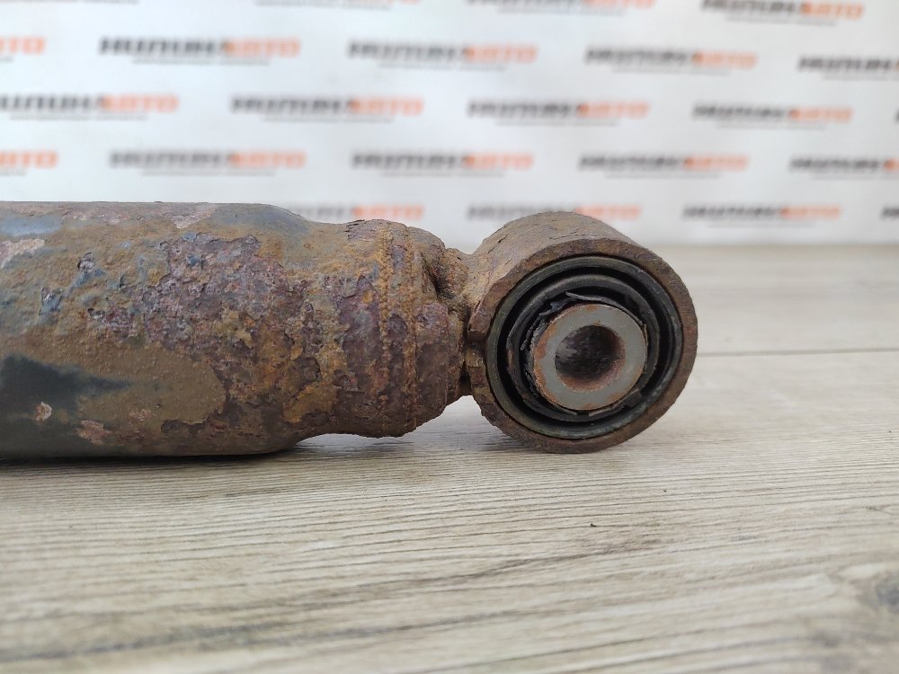 Амортизатор, 2000 рублей, Москва