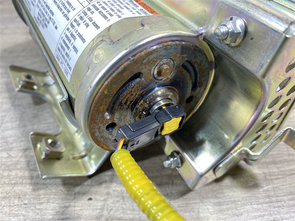 Подушка безопасности в торпедо, 1500 рублей, Севастополь