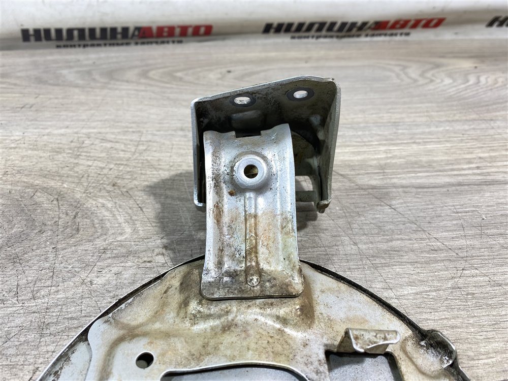 Лючок топливного бака, 500 рублей, Севастополь