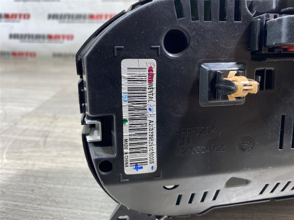 Панель приборов, 2000 рублей, Севастополь