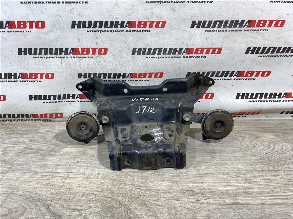 Кронштейн замка капота, 1000 рублей, Севастополь