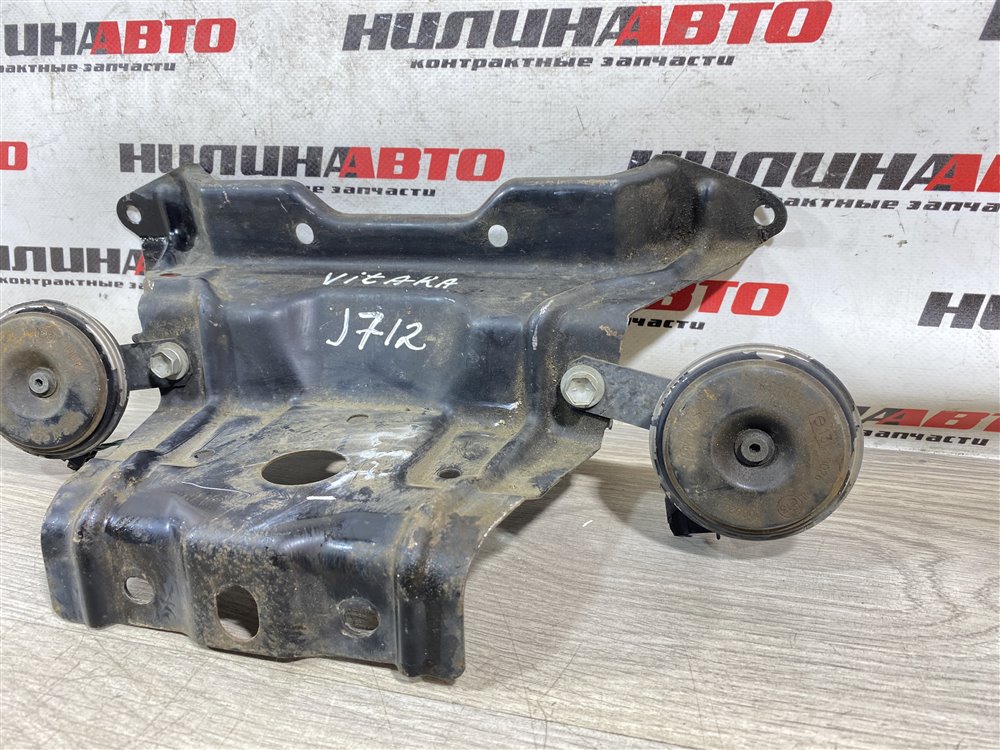 Кронштейн замка капота, 1000 рублей, Севастополь