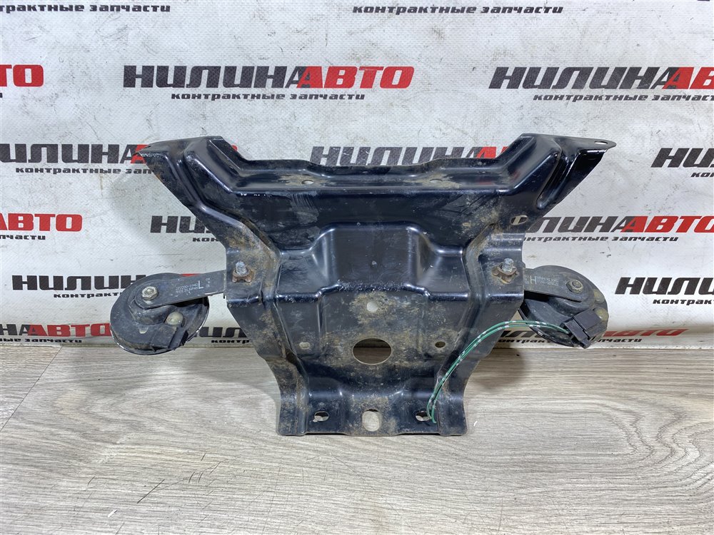 Кронштейн замка капота, 1000 рублей, Севастополь