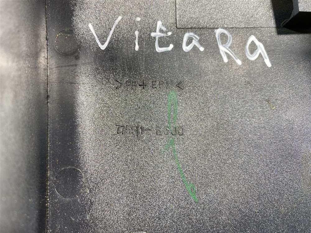 Накладка крыла, 2000 рублей, Севастополь