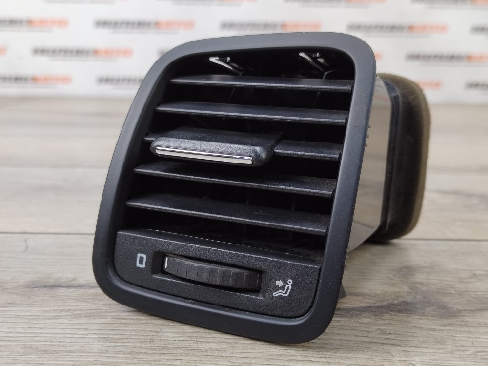 Дефлектор в торпедо, 1000 рублей, Москва