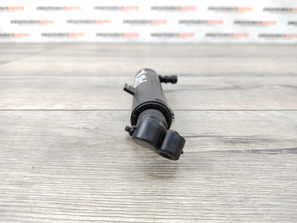 Форсунка омывателя фар, 2500 рублей, Москва