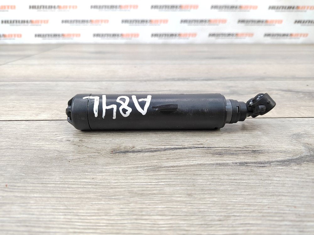 Форсунка омывателя фар, 2500 рублей, Москва