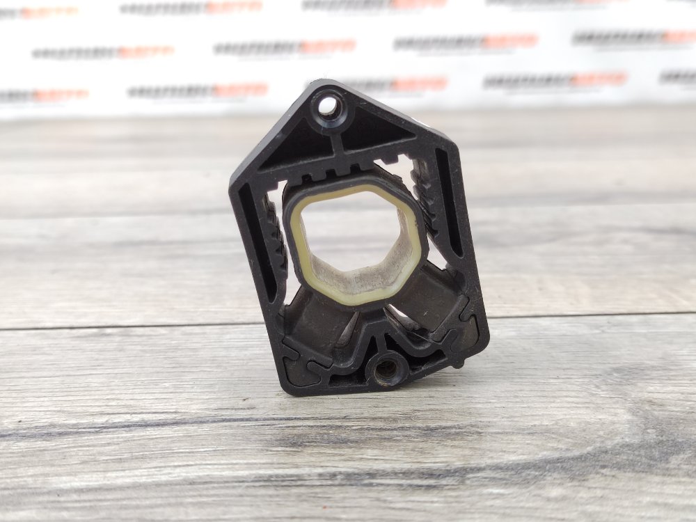 Крепление радиатора, 250 рублей, Москва