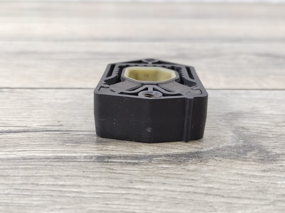 Крепление радиатора, 250 рублей, Москва