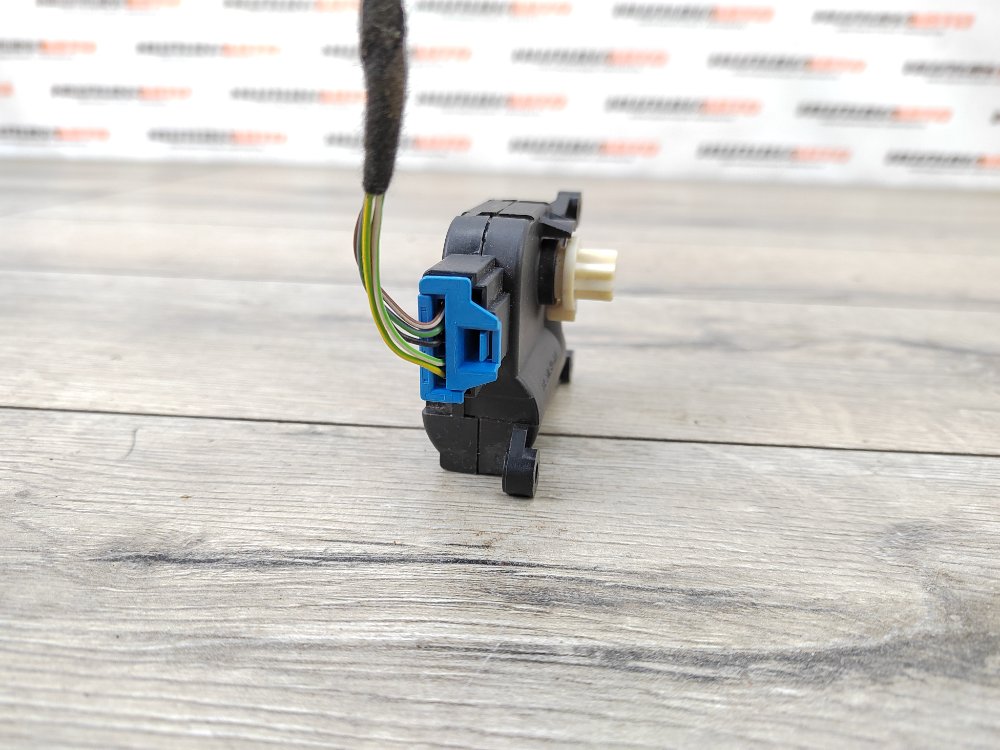 Моторчик заслонки печки, 1000 рублей, Москва