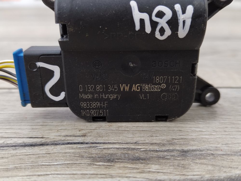 Моторчик заслонки печки, 1000 рублей, Москва