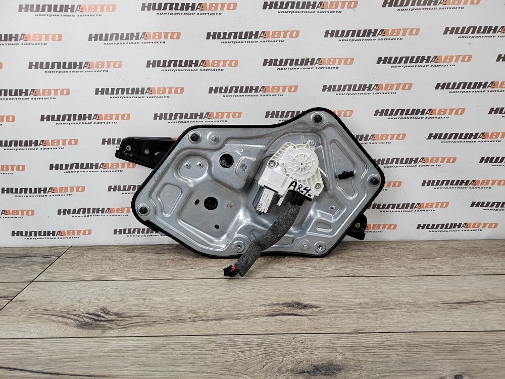 Стеклоподъемник, 2000 рублей, Москва