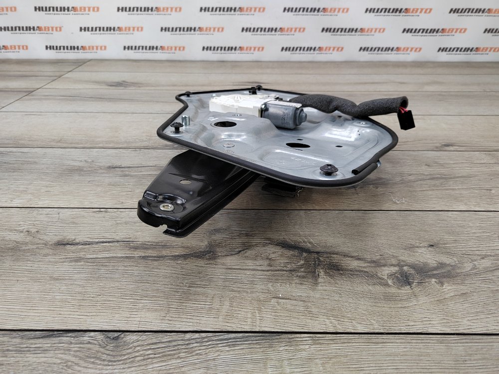 Стеклоподъемник, 2000 рублей, Москва