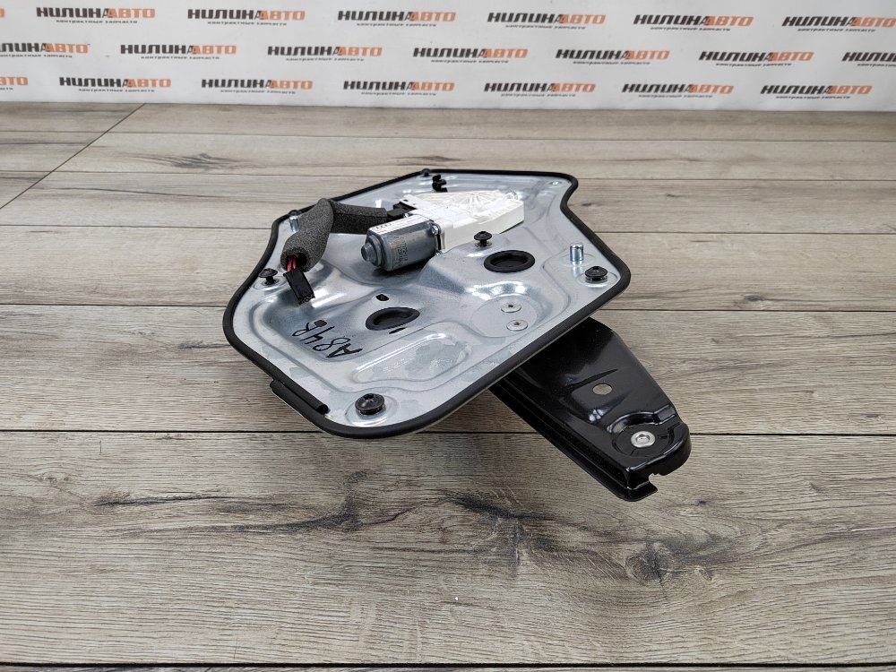 Стеклоподъемник, 1400 рублей, Москва