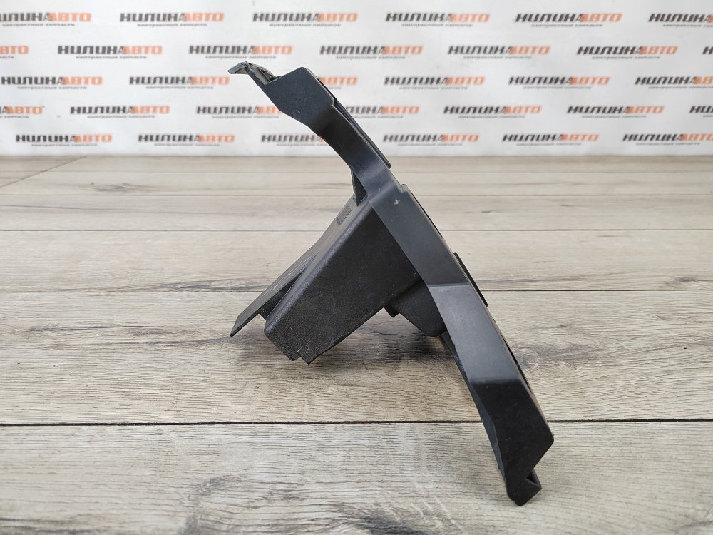 Кронштейн бампера, 1400 рублей, Москва