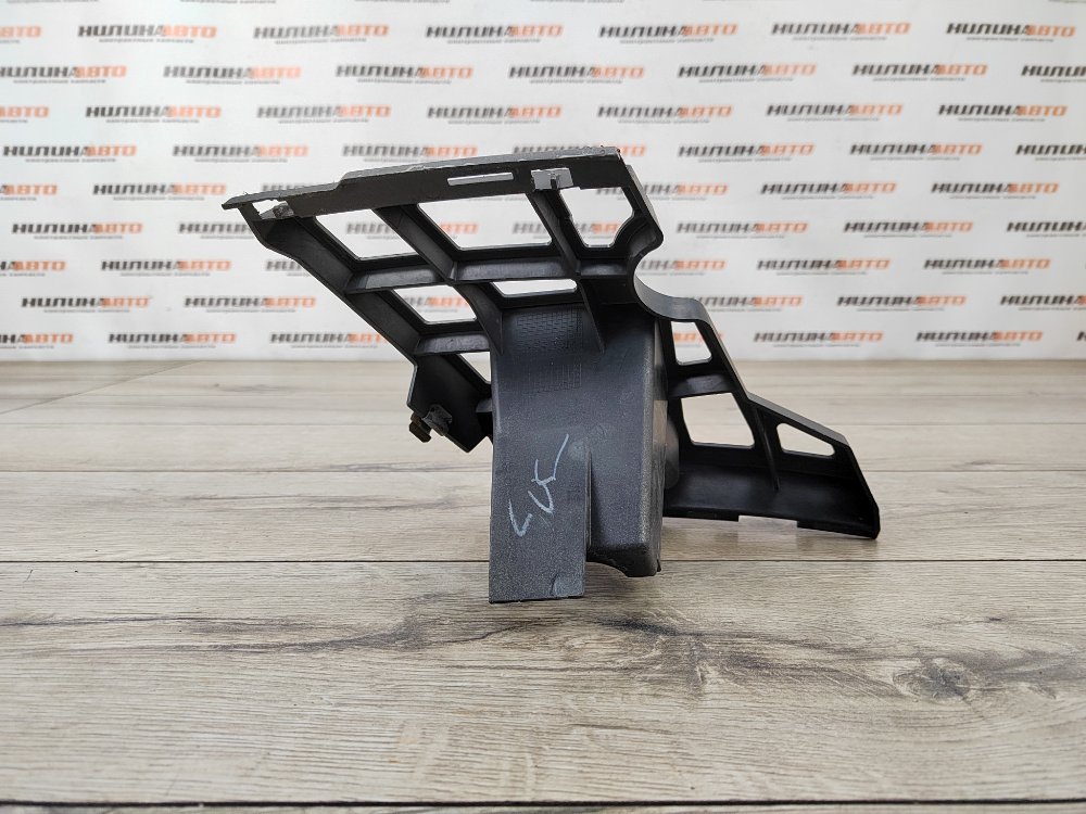 Кронштейн бампера, 1400 рублей, Москва