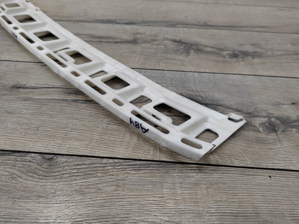 Направляющая заднего бампера, 1200 рублей, Москва