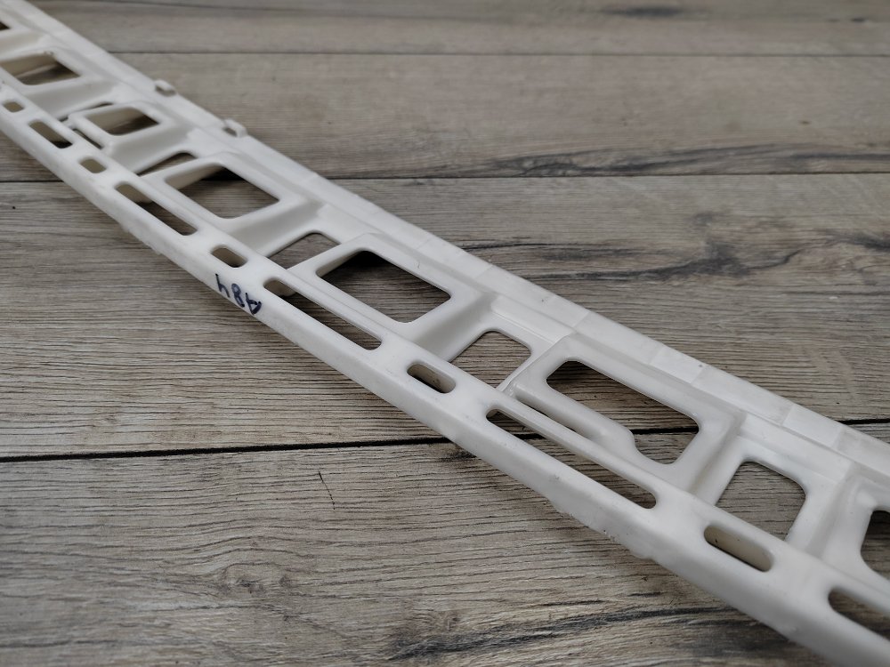 Направляющая заднего бампера, 1200 рублей, Москва