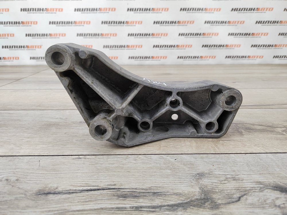 Кронштейн КПП, 800 рублей, Москва