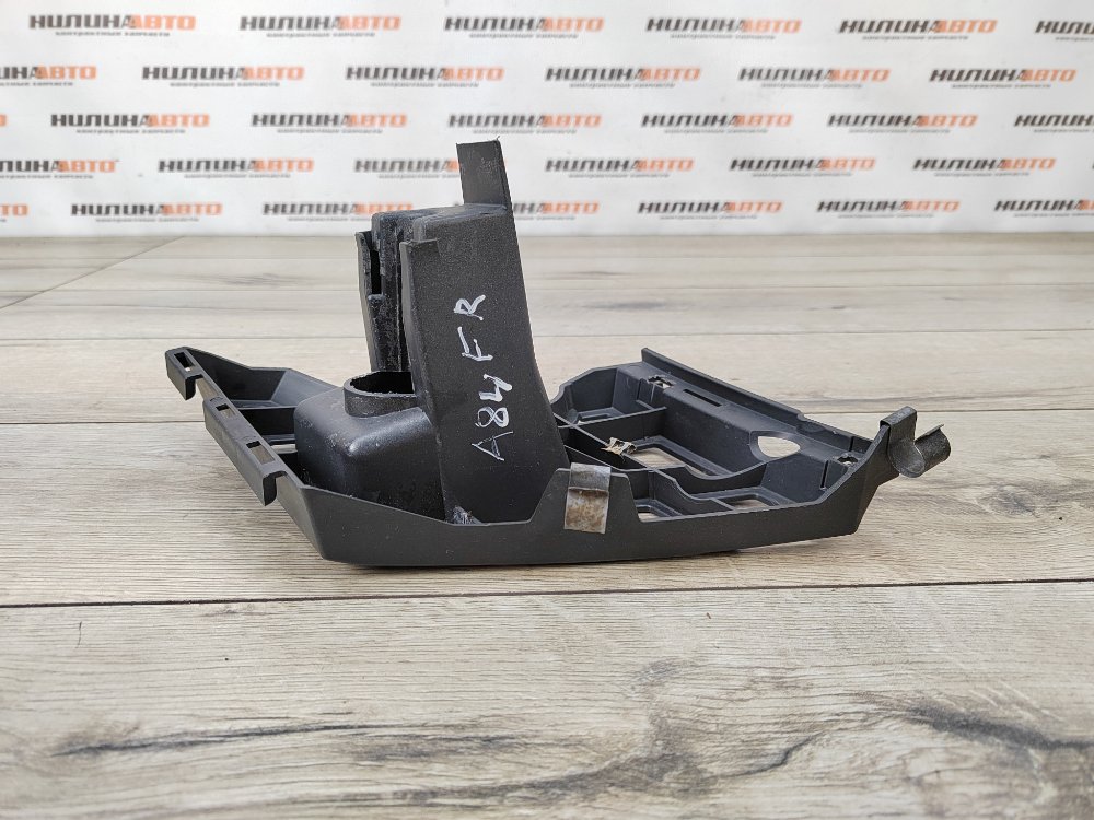 Кронштейн бампера, 1400 рублей, Москва