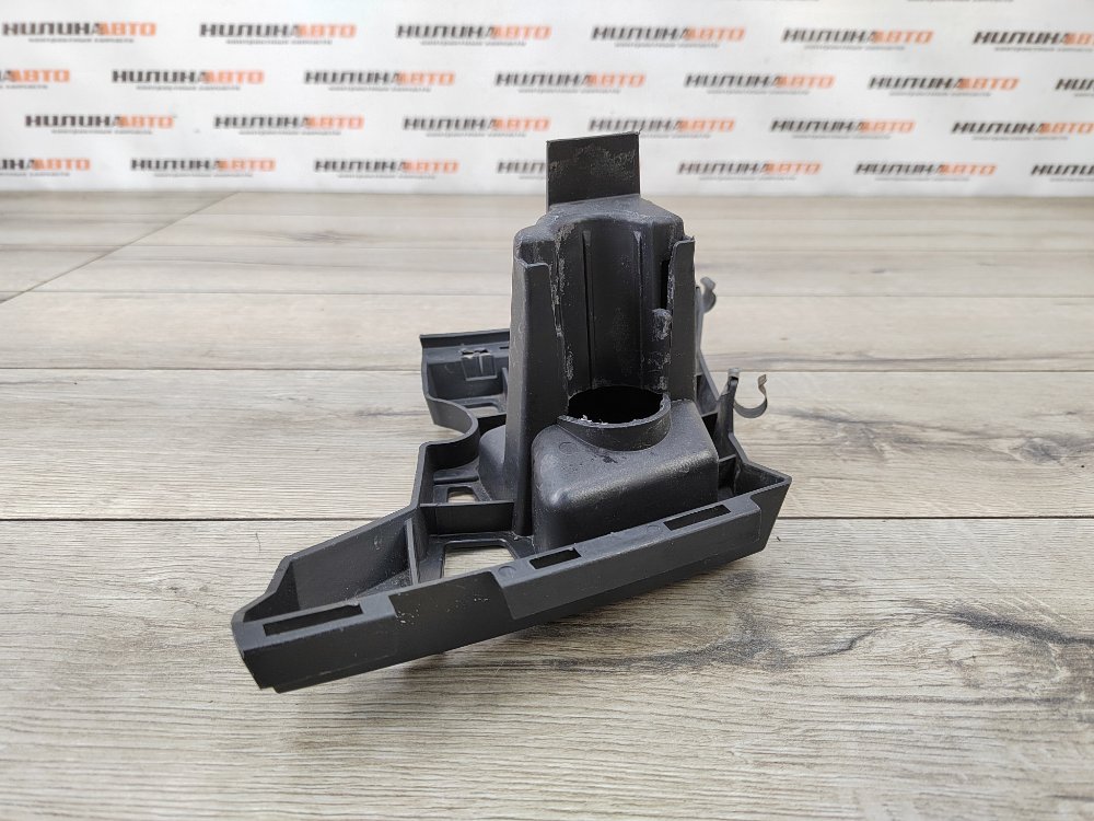 Кронштейн бампера, 1400 рублей, Москва