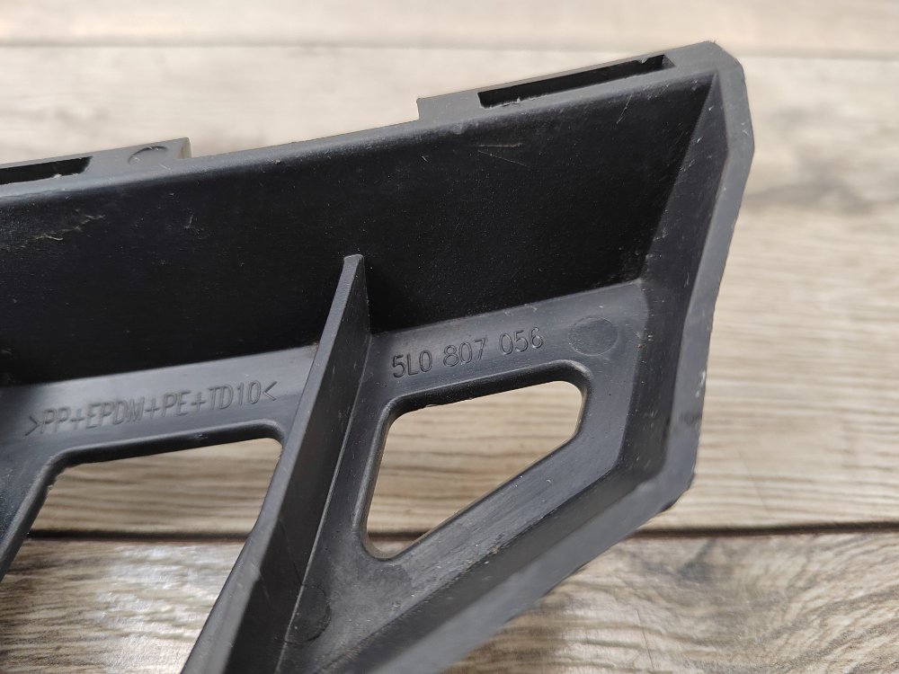 Кронштейн бампера, 1400 рублей, Москва