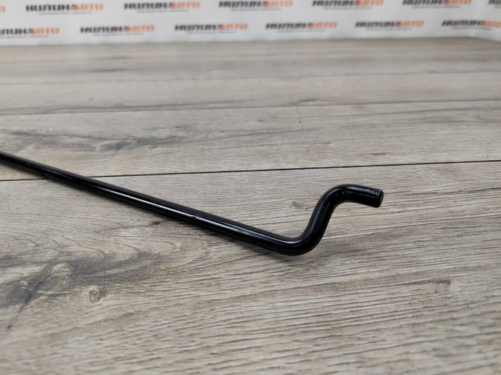 Упор капота, 500 рублей, Москва