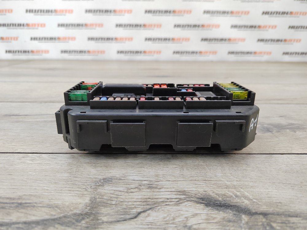 Блок предохранителей, 1000 рублей, Москва