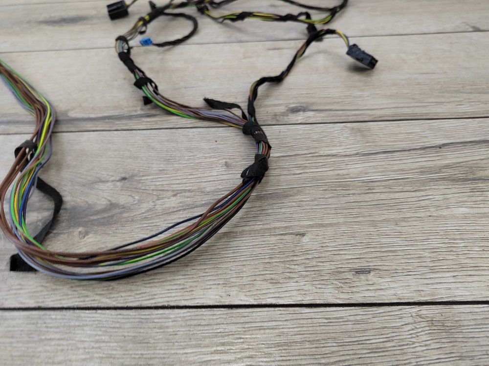 Проводка багажника, 2000 рублей, Москва