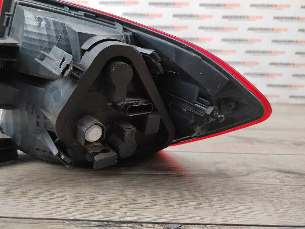 Фонарь в крыло, 8000 рублей, Москва